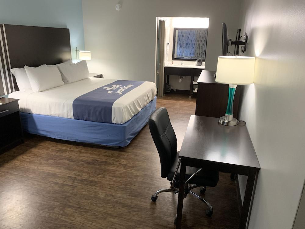 Days Inn By Wyndham Goldsboro Extérieur photo