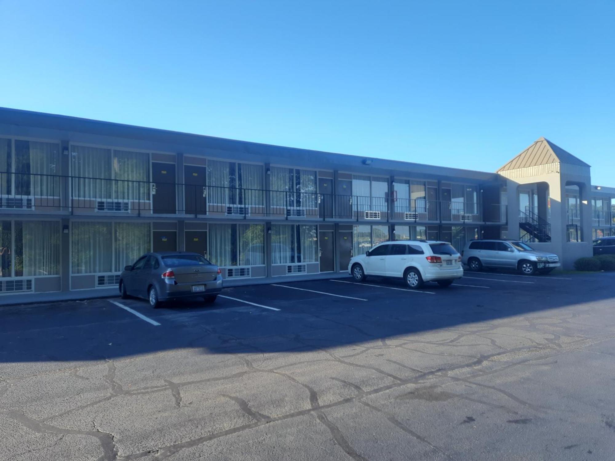 Days Inn By Wyndham Goldsboro Extérieur photo